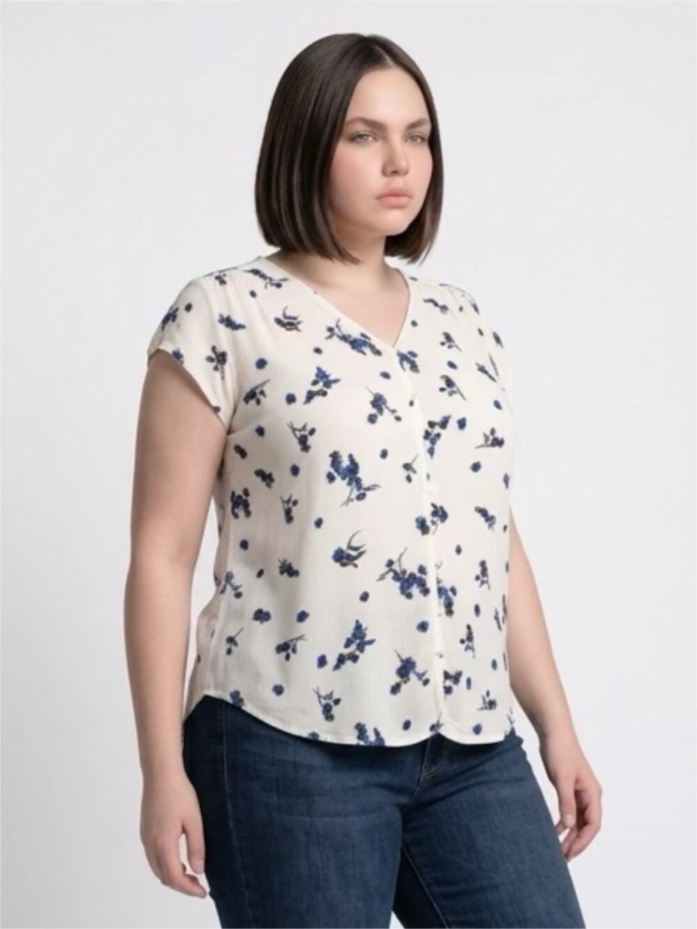 Liz Claiborne White Floral Button-Front Blouse